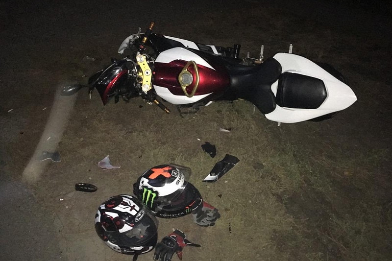 В Краснодарском крае по вине мотоциклиста без прав в ДТП пострадала его пассажирка
