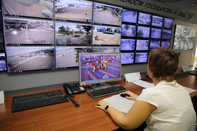 В спальных районах Геленджика установили новые уличные камеры видеонаблюдения