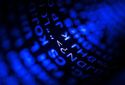 Синхронизация назад во времени: российские учёные нашли способ ускорить шифрование данных с помощью хаоса