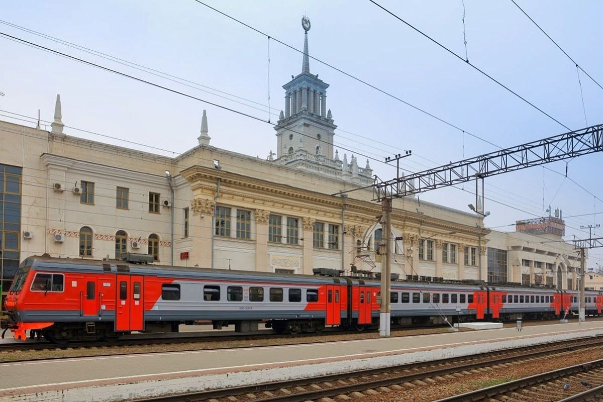 Свыше 15,6 млн пассажиров перевезли пригородные поезда в Краснодарском крае с начала года