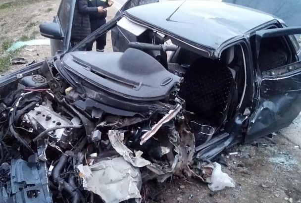 Водитель из Карачево-Черкесии погиб в ДТП с КамАЗом на Кубани. Еще двое пострадали