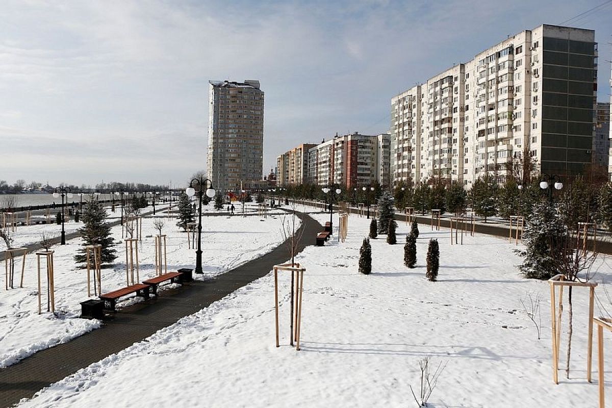 В Юбилейном микрорайоне Краснодара открыли первую очередь аллеи в честь 80-летия образования края