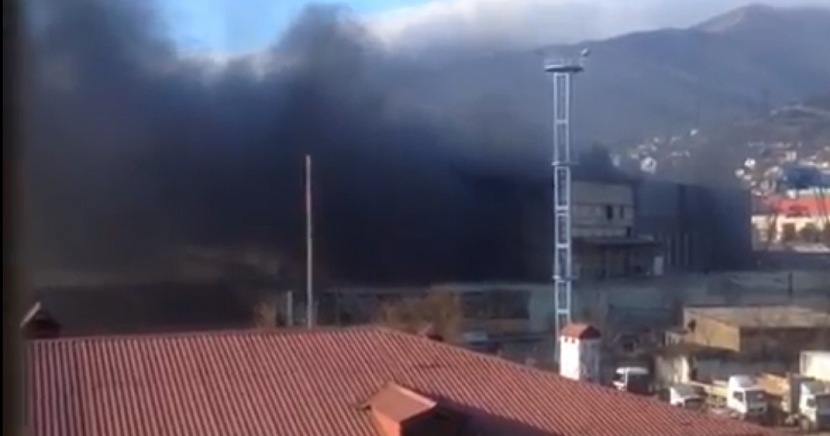 Пожар в новороссийске сейчас видео