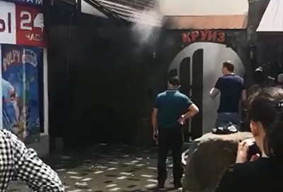 Сгорела крыша: крупный пожар произошел в одном из кафе Сочи
