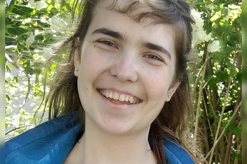 К поискам пропавшей в Майкопе 16-летней школьницы присоединились сотни человек