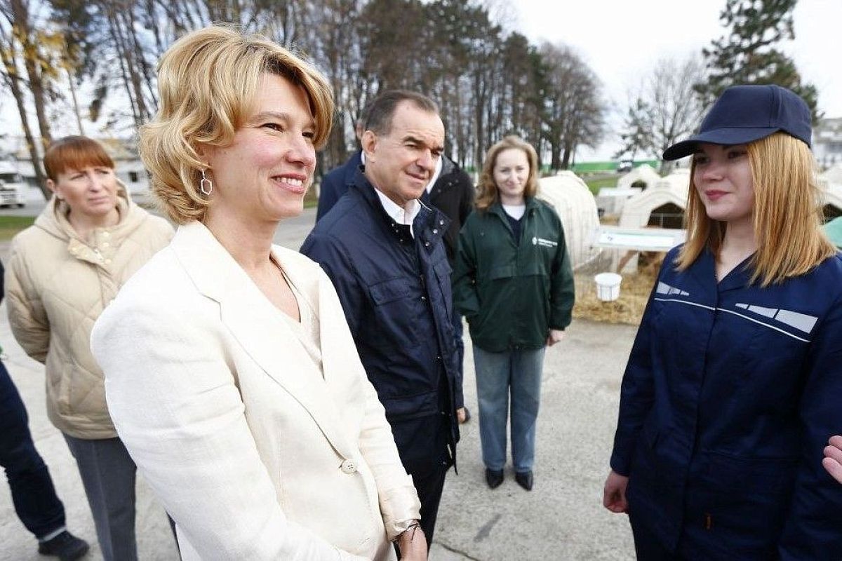 Оксана Лут и Вениамин Кондратьев посетили учебно-опытное хозяйство Кубанского государственного аграрного университета