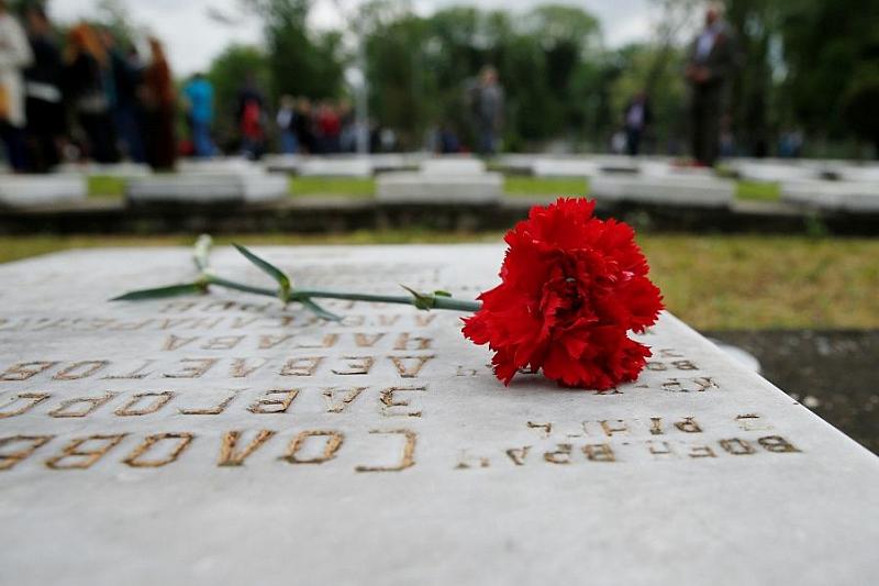 В Краснодарском крае до 2024 года отремонтируют более 400 воинских захоронений