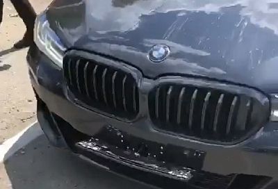 Вычислили в соцсетях: сотрудники ДПС нашли водителя BMW со скрытыми госномерами