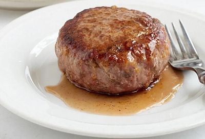 Котлеты не будут сухими: добавил один овощ в фарш, и они сочатся соком. Проверено на курице, свинине, говядине