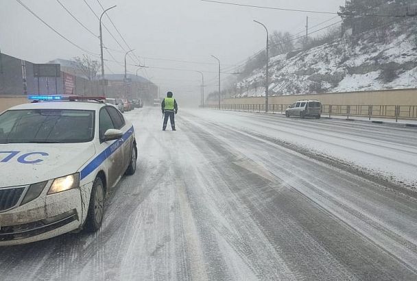 На платных дорогах России вводится зимний скоростной режим