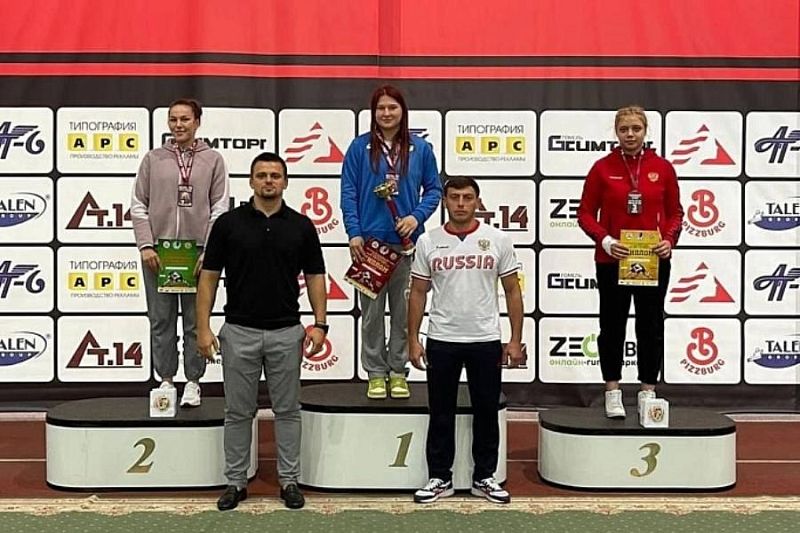 Спортсменки из Краснодарского края завоевали три медали на международном турнире по спортивной борьбе