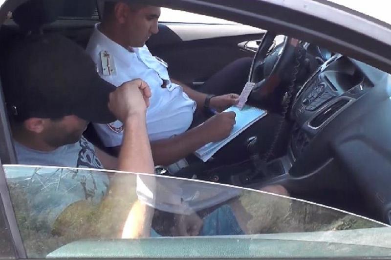 В Анапе проехавшего по набережной водителя ВАЗ-2114 вычислили по камерам и оштрафовали