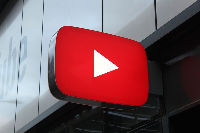  YouTube вставит рекламу во все видео и введет налоги