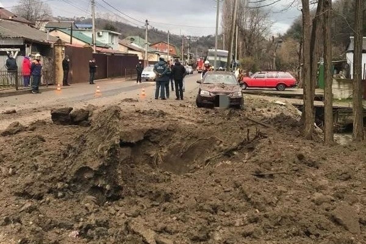 В Туапсе произошел хлопок на подземном газопроводе