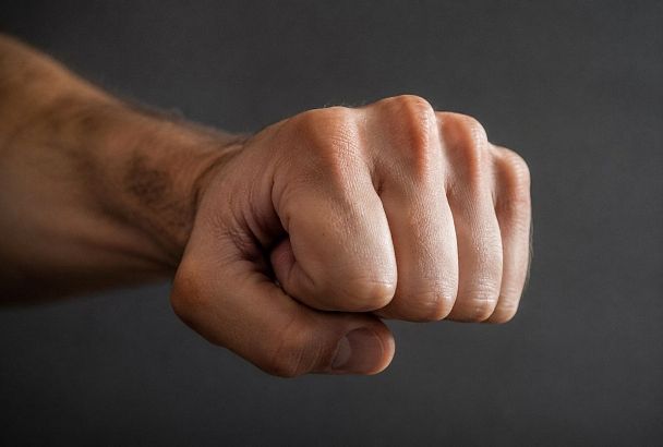 Домашнее насилие хотят сразу сделать уголовным преступлением