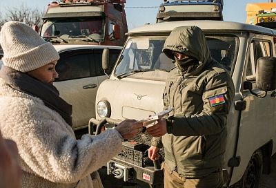 Одиннадцать транспортных средств для фронта: волонтеры «РоссияVместе» передали технику бойцам СВО