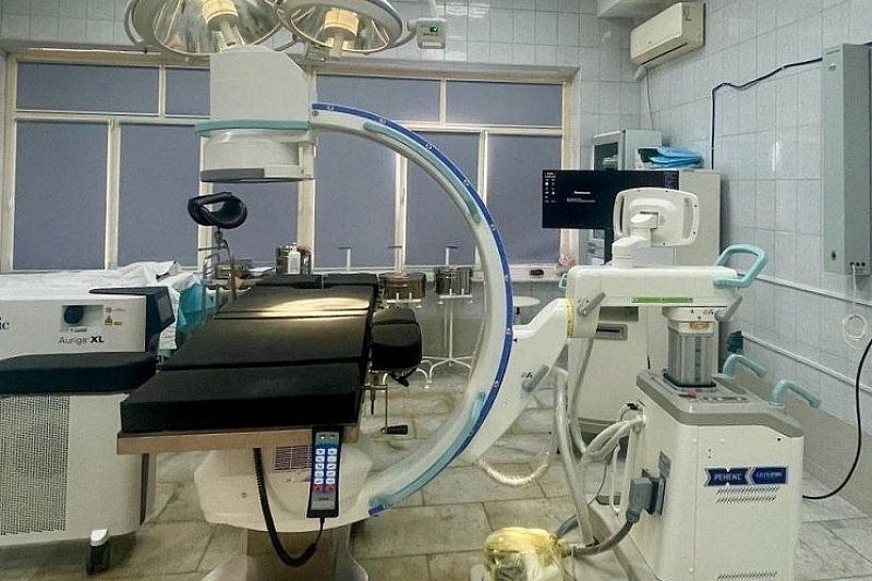 Более 20 сложных операций провели врачи Усть-Лабинской ЦРБ на новом оборудовании