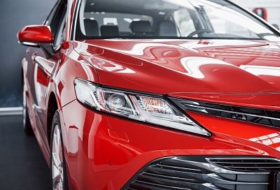 Эксперты назвали причины обвала рынка авто в России