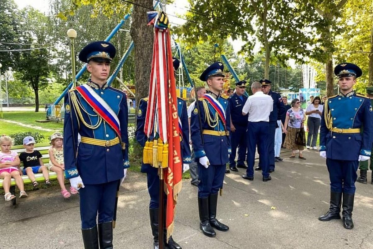 Краснодарскому краю передали боевое знамя времен Великой Отечественной войны