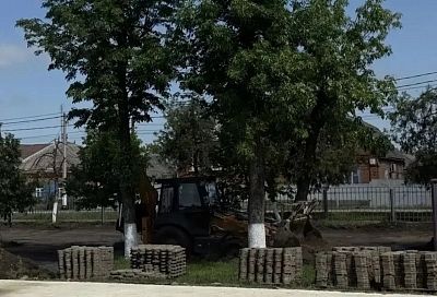 Благоустройство сквера Памяти Героев Великой Отечественной войны началось в Краснодаре по нацпроекту