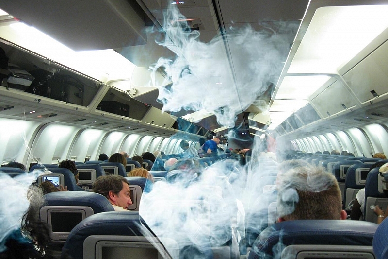 В аэропорту Краснодара задержали курившего на борту самолета иностранца