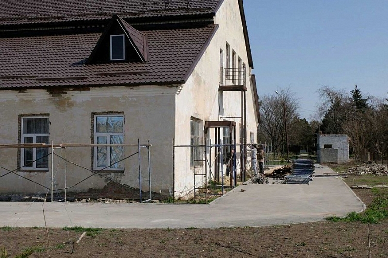 Благодаря нацпроекту в Павловском районе ремонтируют Дом культуры