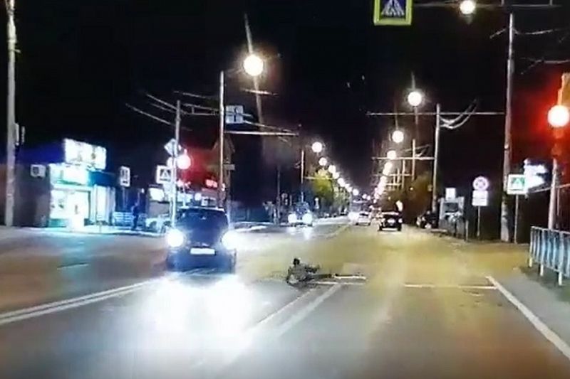 Водитель на иномарке сбила ребенка на пешеходном переходе и скрылась с места ДТП