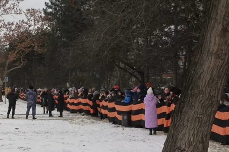 Георгиевскую ленту развернут почти на полтора километра в Краснодаре 12 февраля