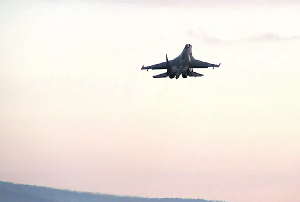 Российские истребители сбили в воздушном бою над ДНР украинский Су-25