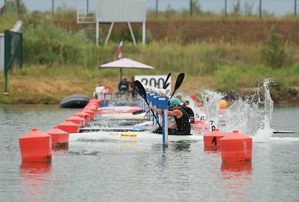 Юные спортсмены могут заниматься греблей на байдарках и каноэ в шести городах и станицах Кубани
