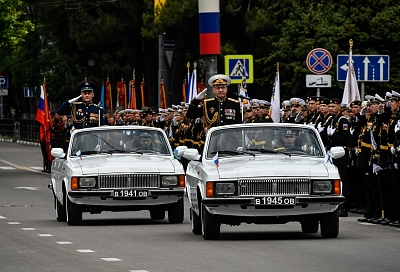 Город-герой Новороссийск принял юбилейный парад Победы
