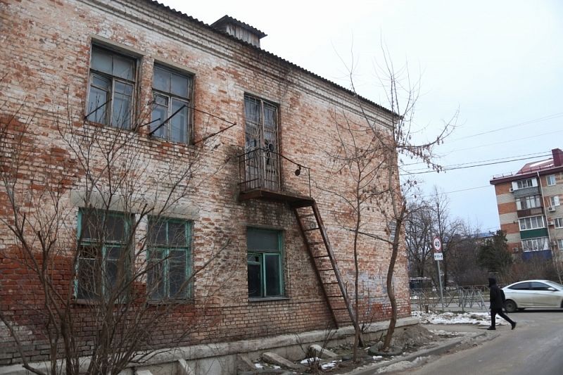 К расселению ветхого общежития по улице Старокубанской в Краснодаре приступят на год раньше 
