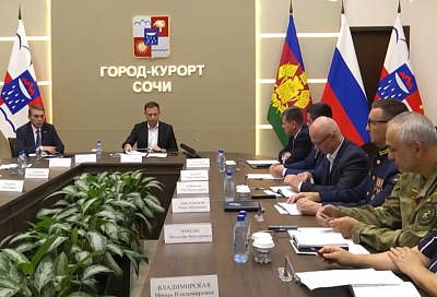 Три финалиста кадрового проекта «Герои Кубани» прошли стажировку в администрации Сочи