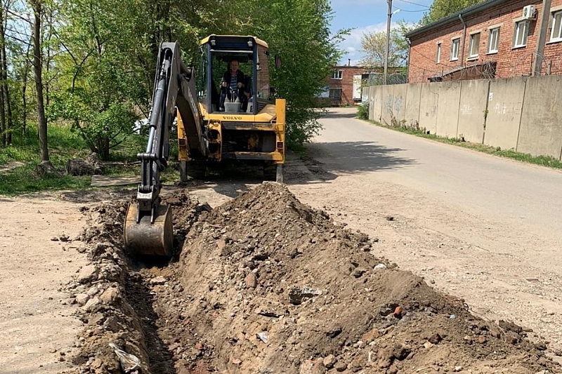 В Краснодаре перекрыли 35 подъездных дорог к берегу реки Кубани и другим водоемам