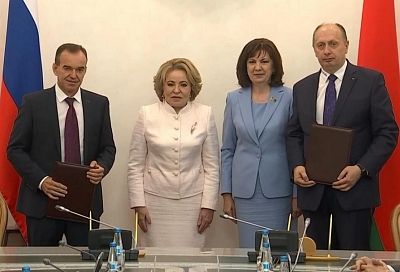 Губернатор Кубани Вениамин Кондратьев подписал соглашение о сотрудничестве с Минским тракторным заводом