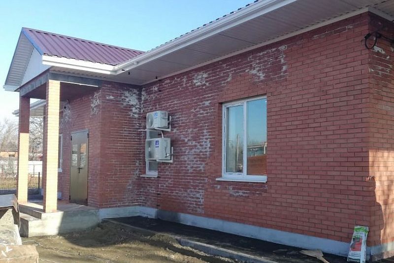 В Выселковском районе завершается строительство амбулатории