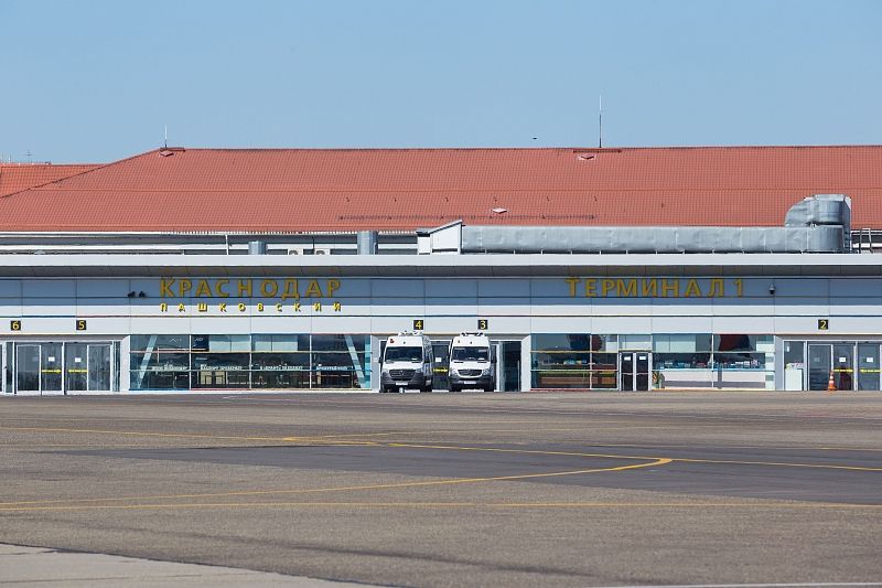 В аэропорту Краснодара на прилет задержано 14 рейсов