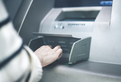 Госдума запретила платёжным агентам проводить упрощённую идентификацию клиентов