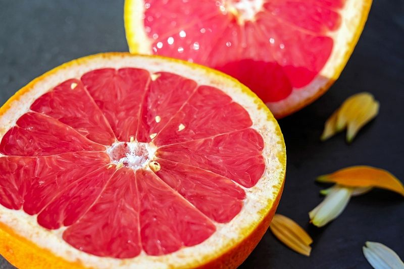 За счет чего грейпфрут может защитить от рака