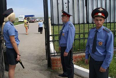 На Кубани 5 тысяч сотрудников полиции будут обеспечивать порядок во время Радоницы
