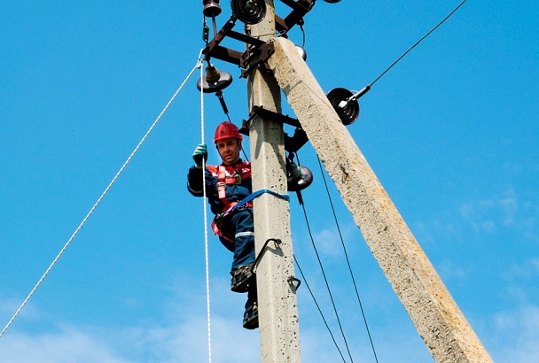 Энергетики устраняют последствия сильного града на Кубани