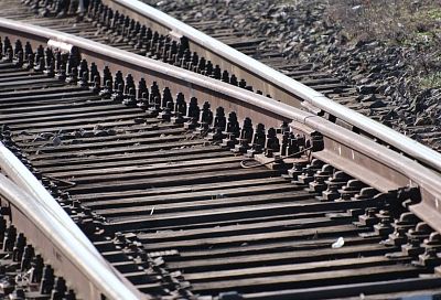 Женщина попала под поезд и выжила в Краснодарском крае