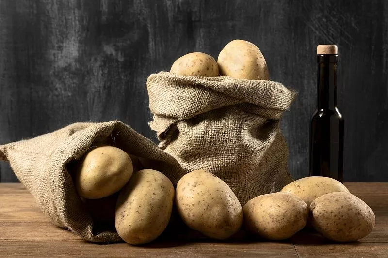 От хронических заболеваний желудка поможет обычный картофель