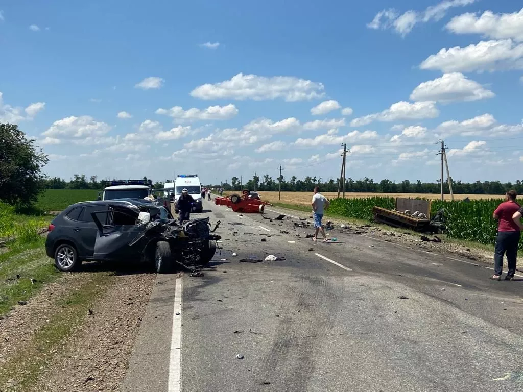 В Кавказском районе в лобовой аварии на «встречке» погибла женщина. 30 июня  2023 г. Кубанские новости