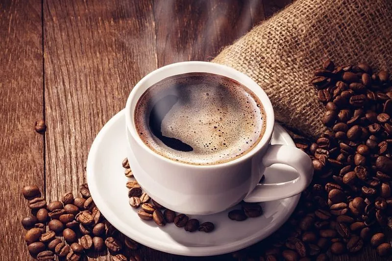 «Я его очень люблю и много употребляю»: доктор Мясников назвал 10 причин, по которым пьет кофе каждый день