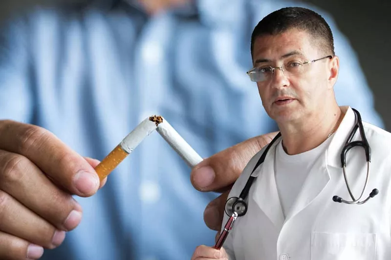 Как бросить курить навсегда: доктор Мясников рассказал, с помощью каких таблеток можно быстро избавиться от никотиновой зависимости
