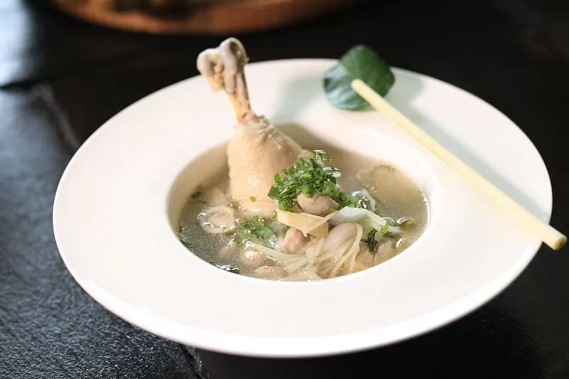 How to make a delicious chicken soup for colds and flu