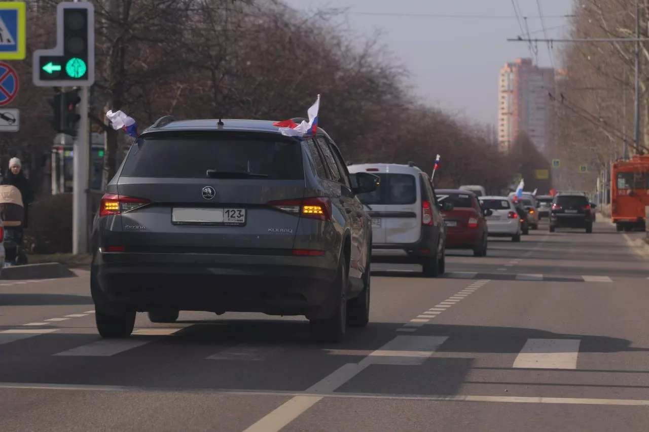 Автопробег в честь Дня народного единства состоится в Краснодаре. 2 ноября  2023 г. Кубанские новости