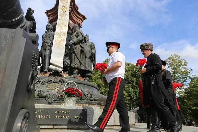 На Кубани провели мероприятия в честь годовщины подписания жалованной ...
