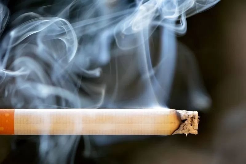 Ученые выяснили, почему курильщики толстеют после отказа от табака